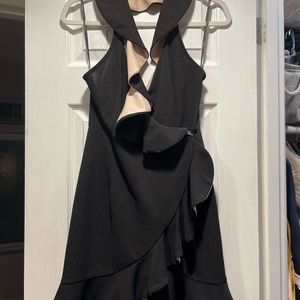 Forever 21 - Surplice‎ Halter Ruffle-Trim Mini Dress
SMALL - BLACK/TAUPE